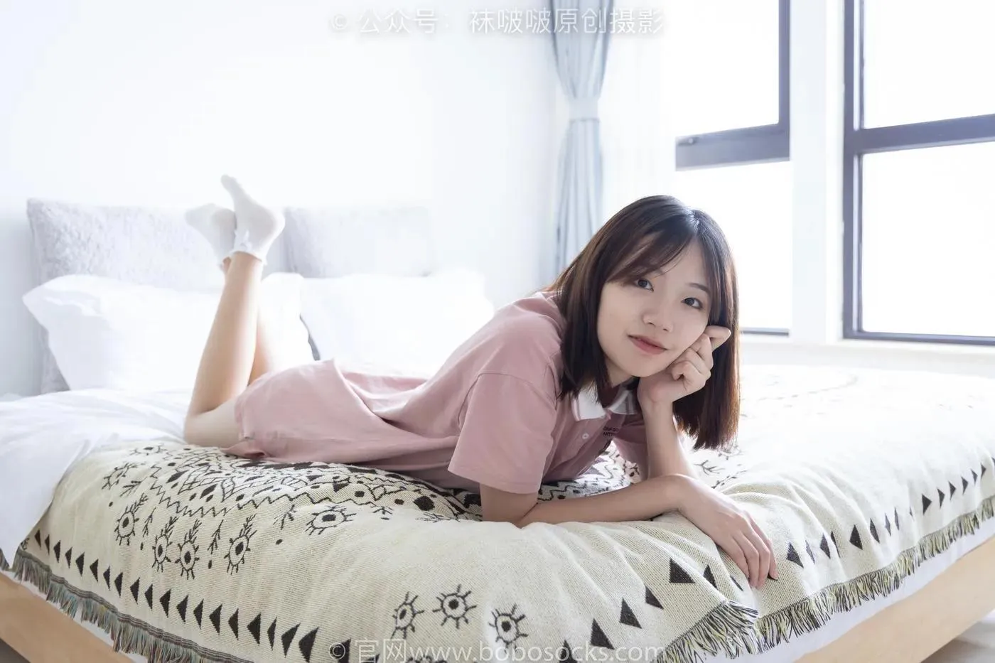 [BoBoSocks袜啵啵]NO.163 小甜豆-空军一号板鞋、白棉袜、肉丝 [135P]插图9